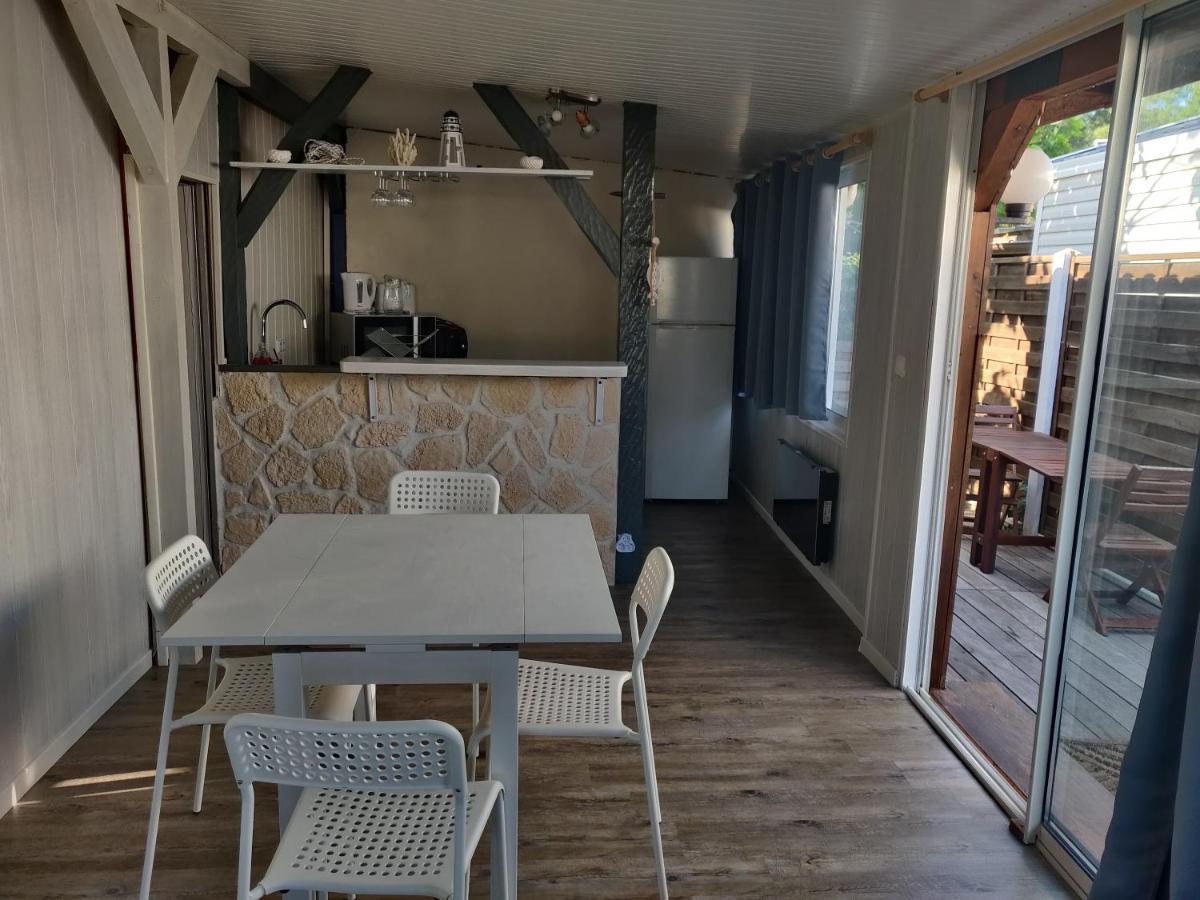 דירות גוז'אן-מסטרה Mini Chalet Proche Arcachon מראה חיצוני תמונה